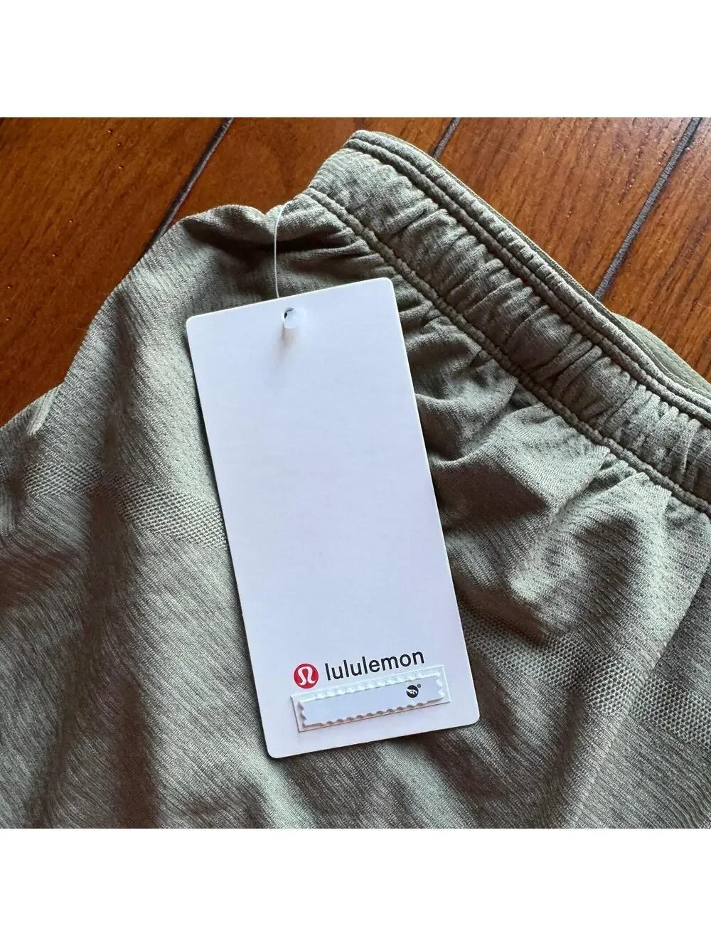 Lululemon Swiftly Short Mid-Rise 3” Bay Leaf Size 14 NWT